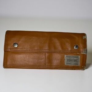 Porter Freestyle Long Wallet by Yoshida & Co., 707-08226. brown camel.